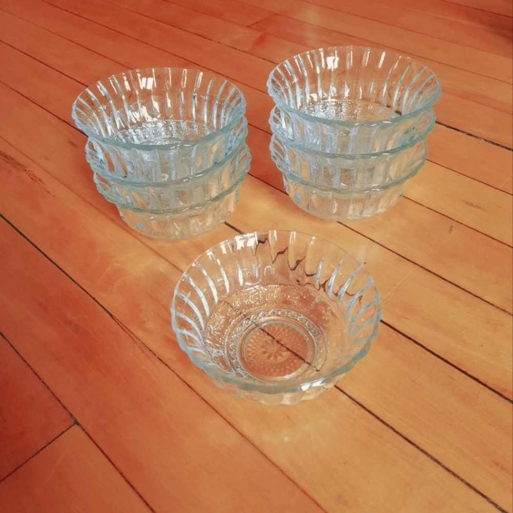 7 vintage glass bowls
